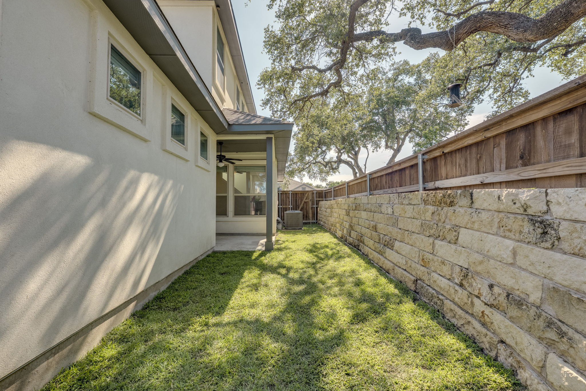 main property photo 27