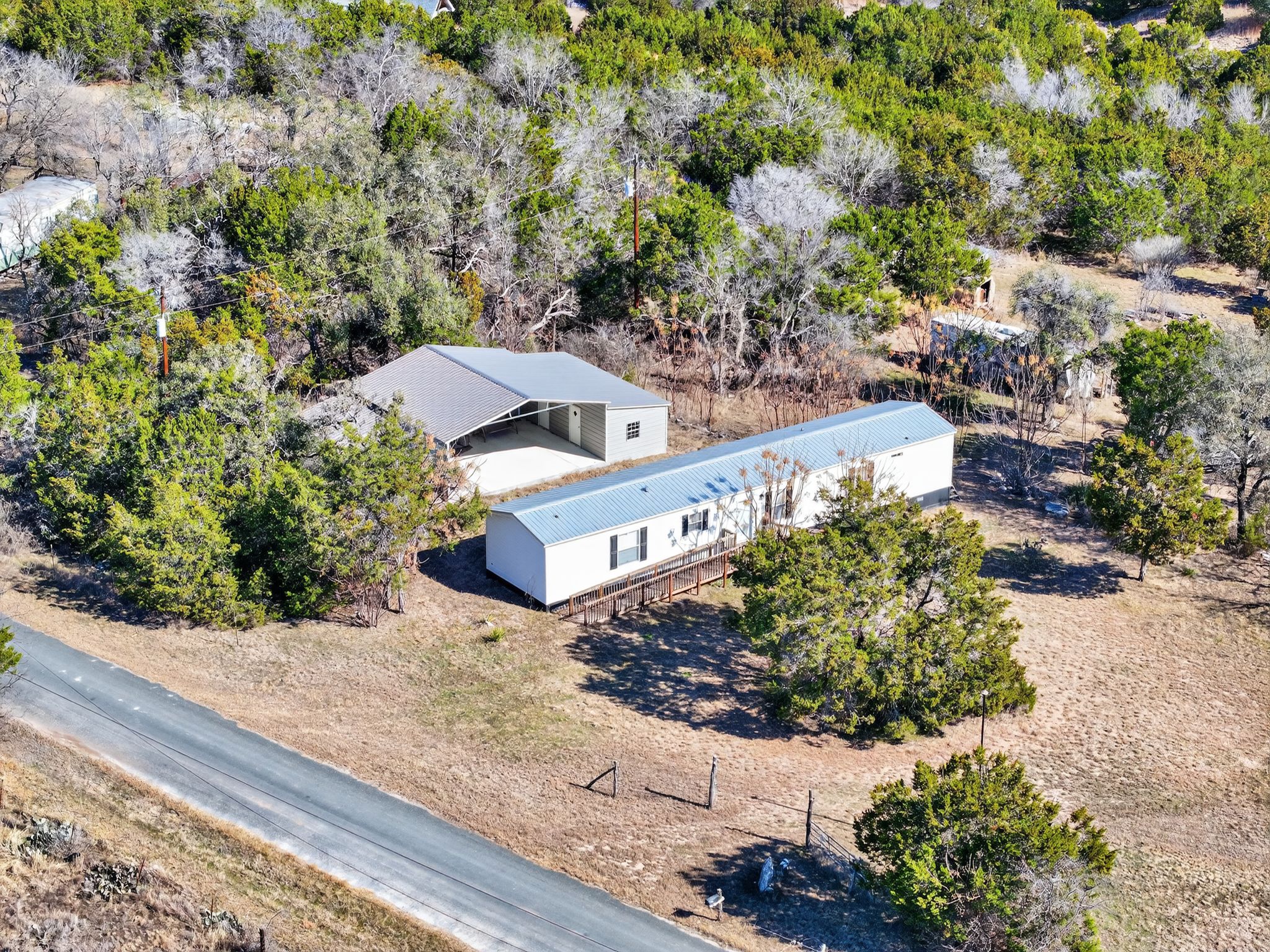 main property photo 9