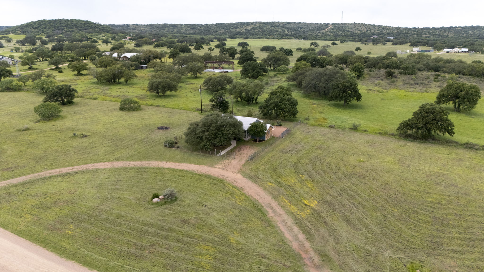 main property photo 35
