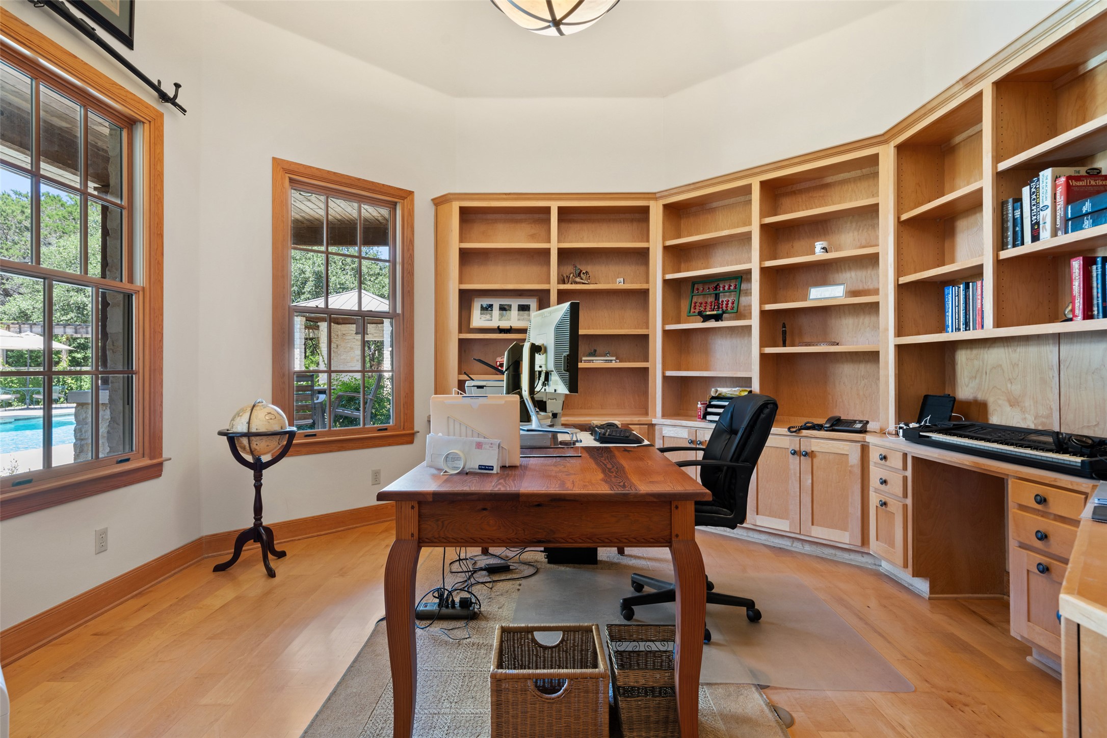 main property photo 20