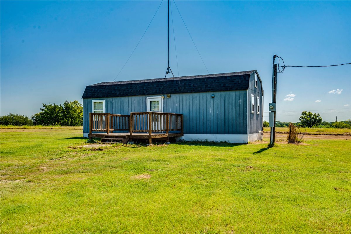 main property photo 36