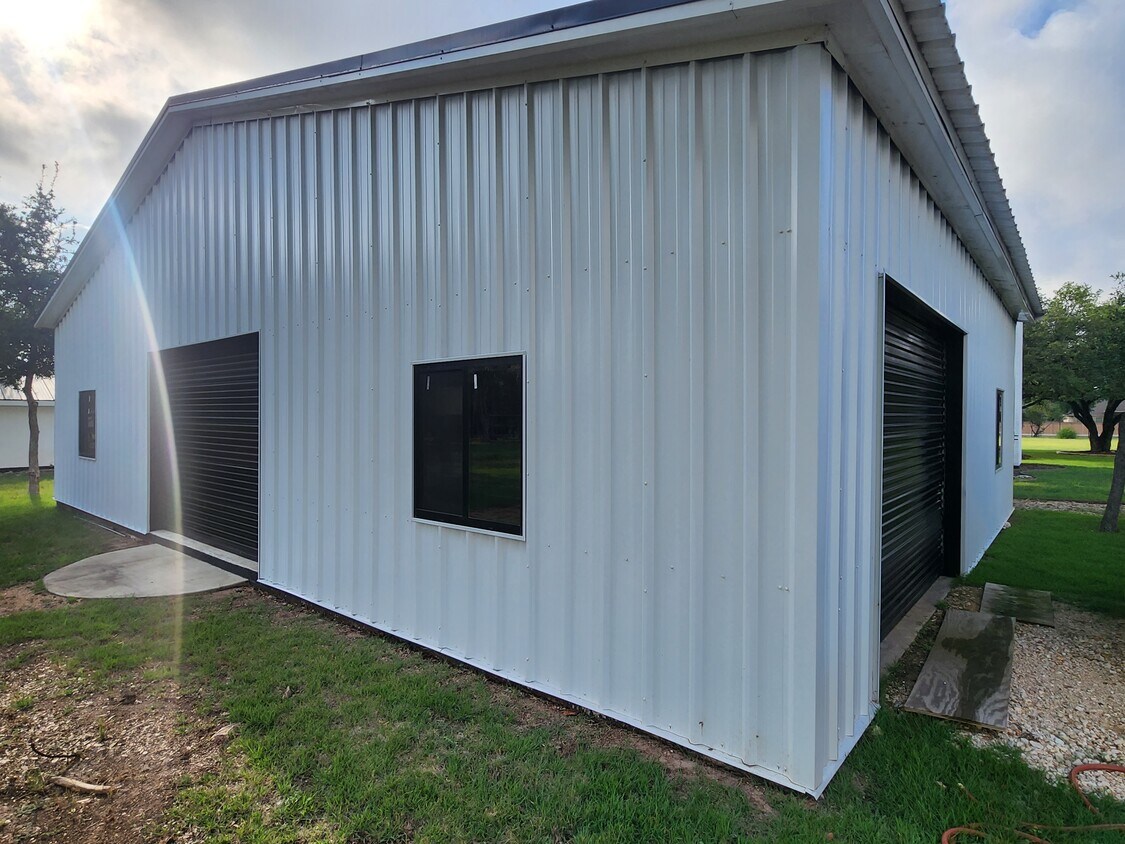 main property photo 15