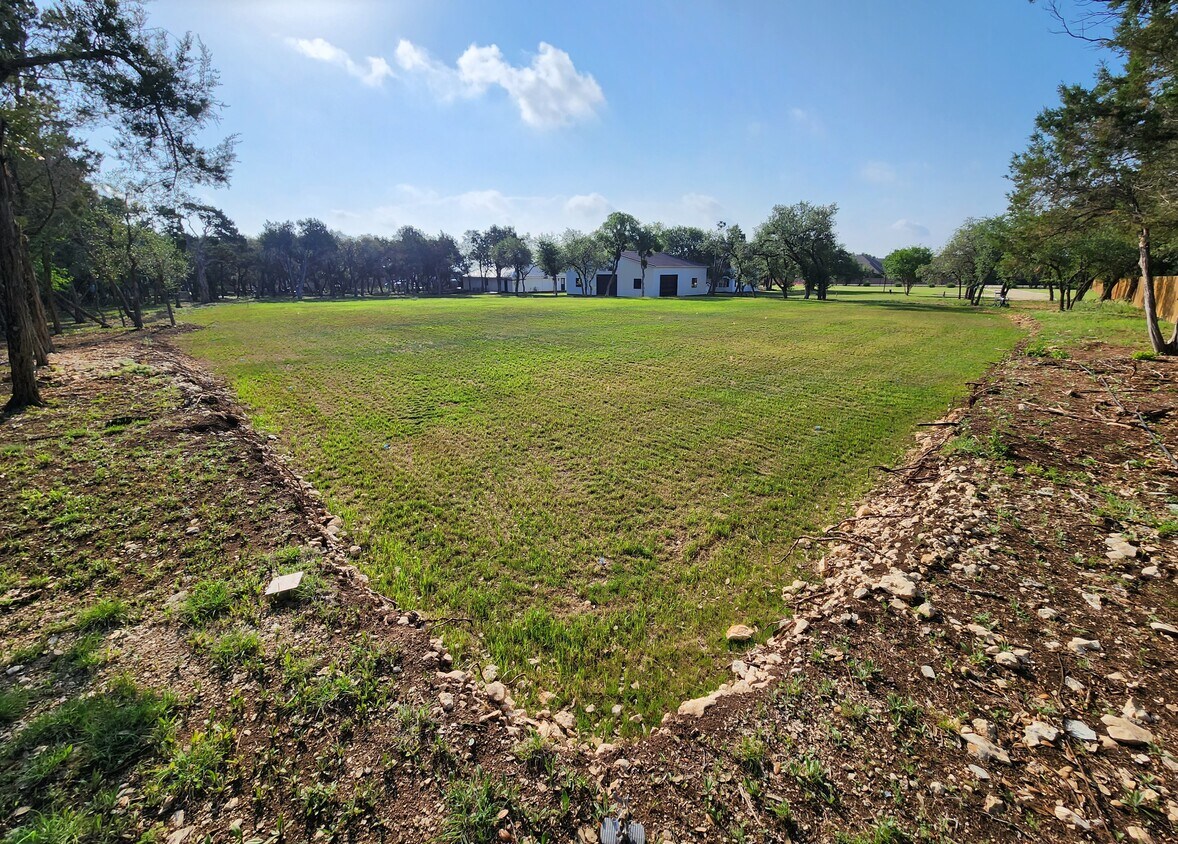 main property photo 17