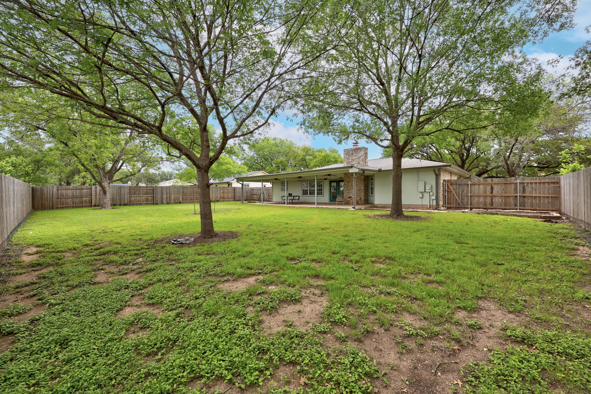 main property photo 29