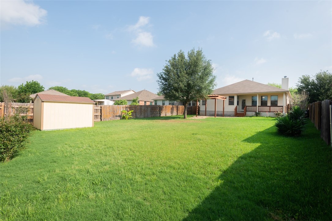 main property photo 17