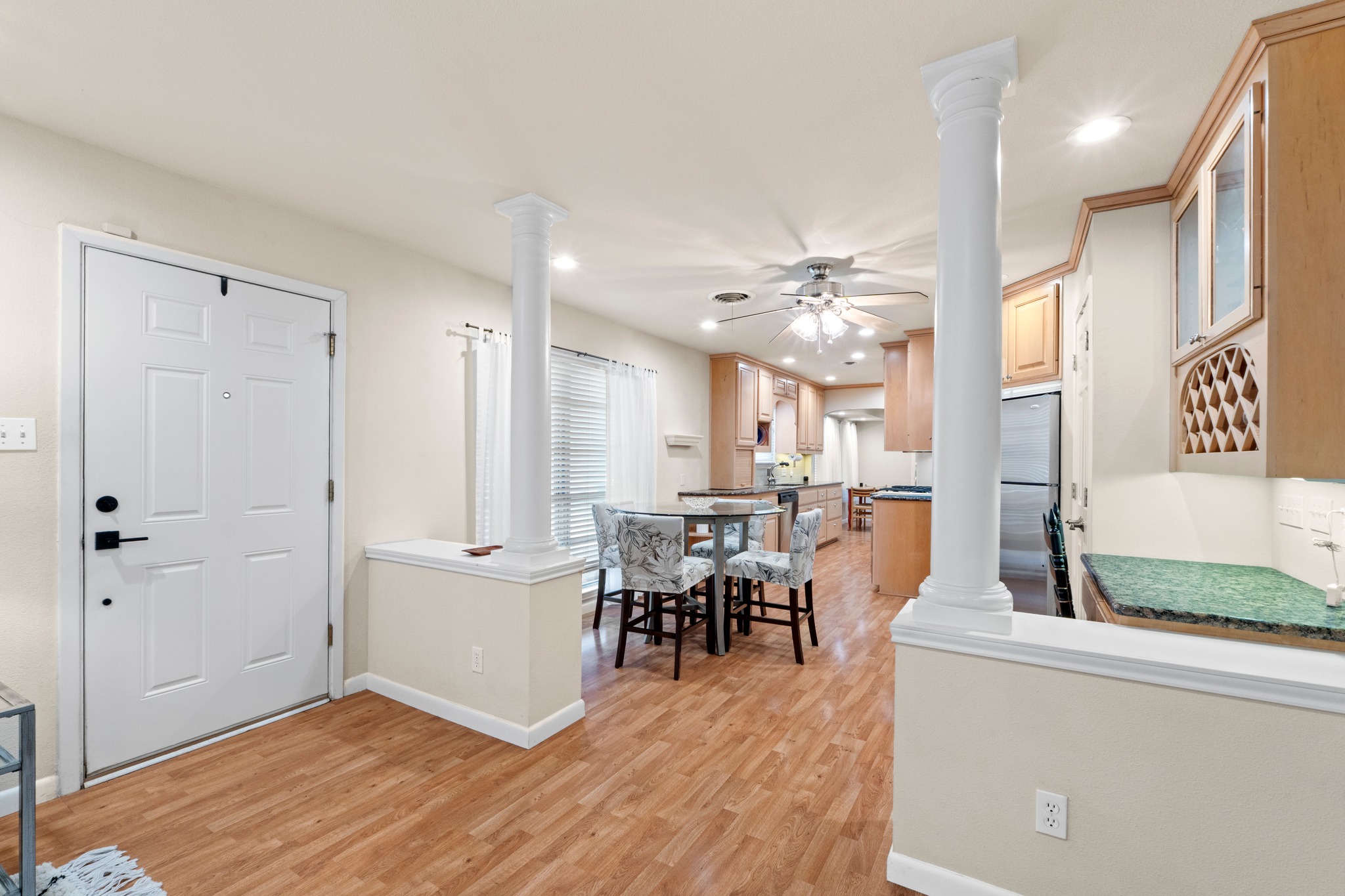 main property photo 5