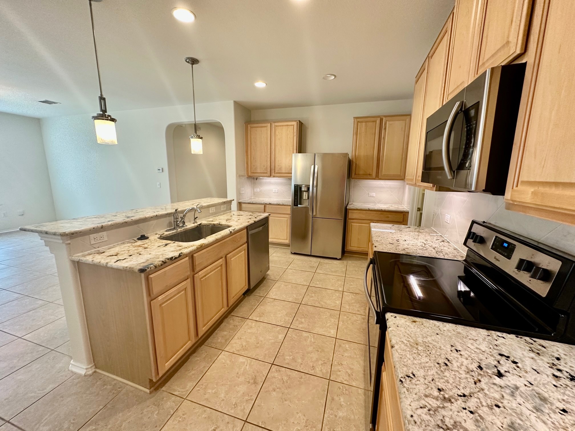 main property photo 12