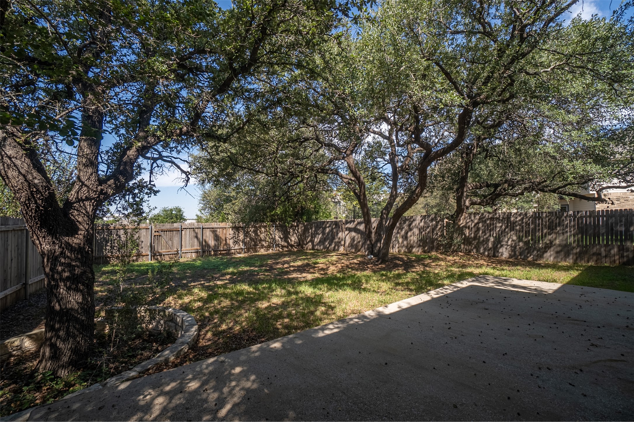 main property photo 29