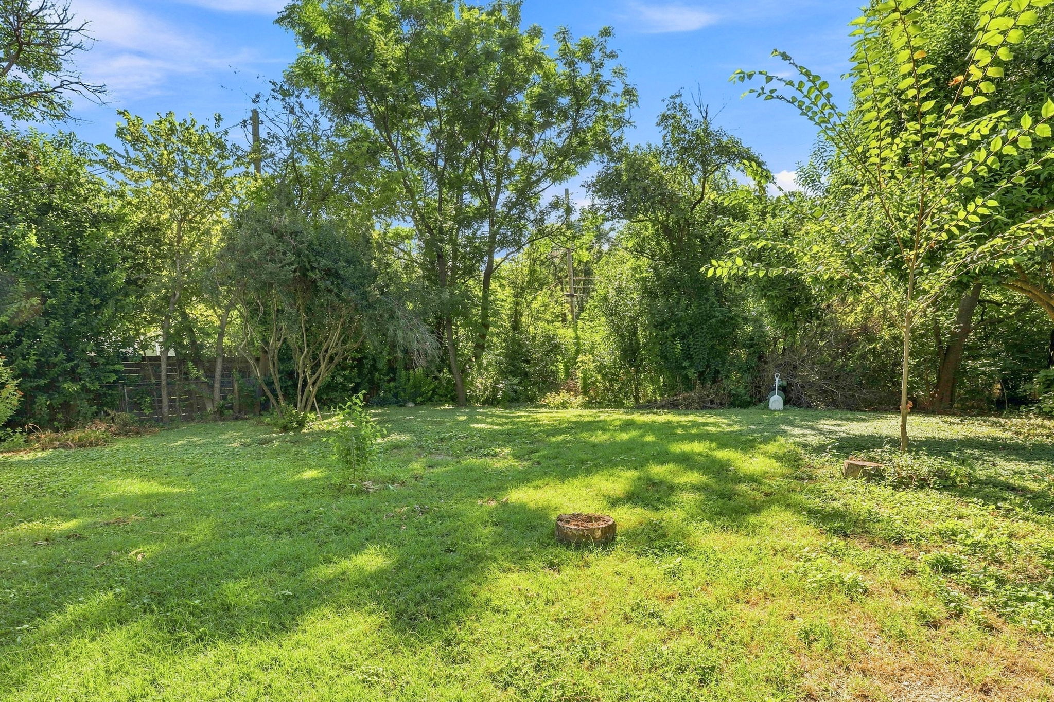 main property photo 20