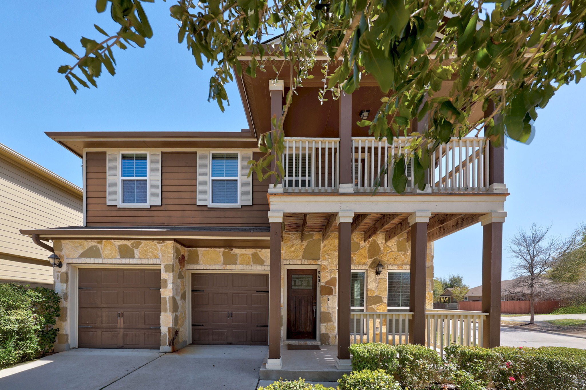 main property photo 3