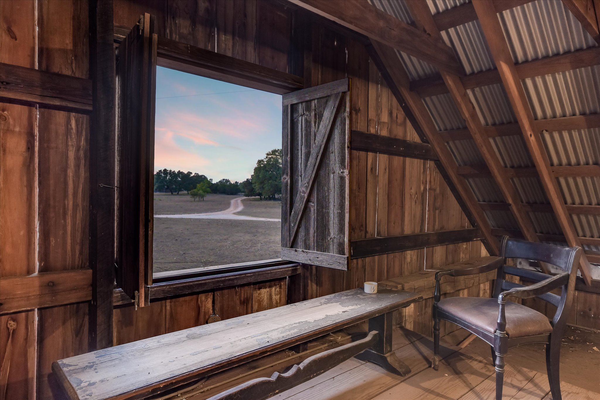 main property photo 33