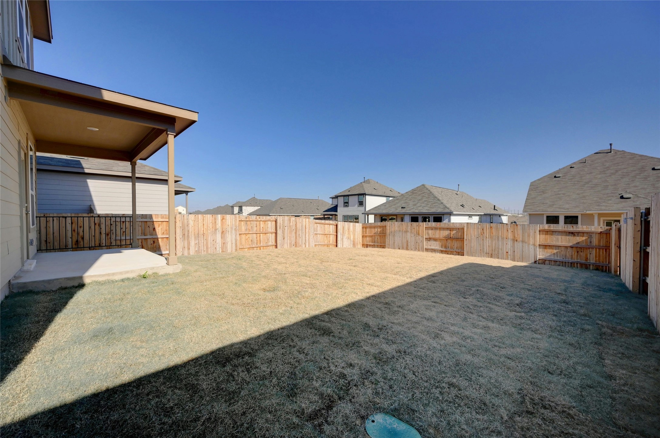 main property photo 29