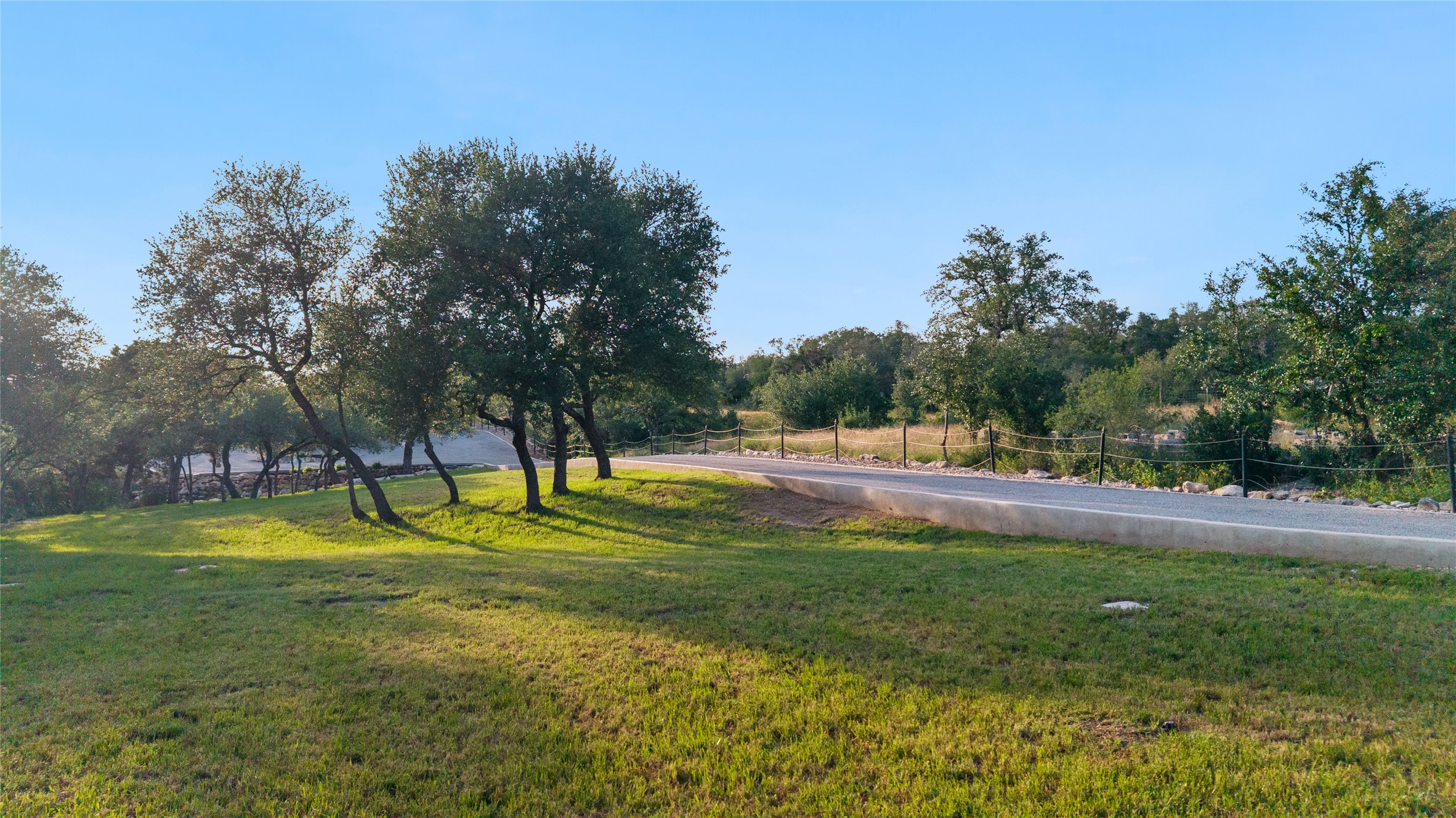 main property photo 31