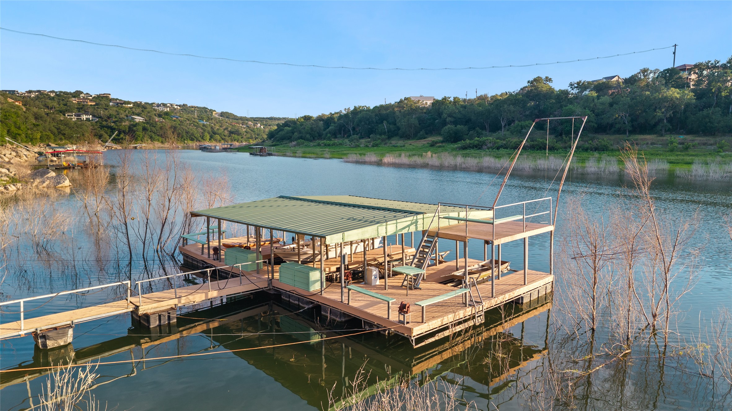 main property photo 34