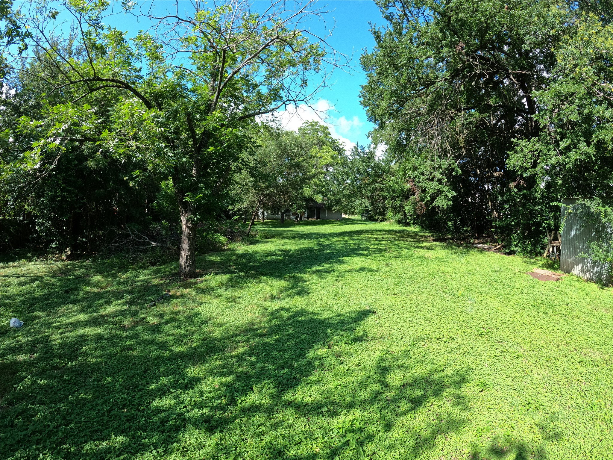 main property photo 19