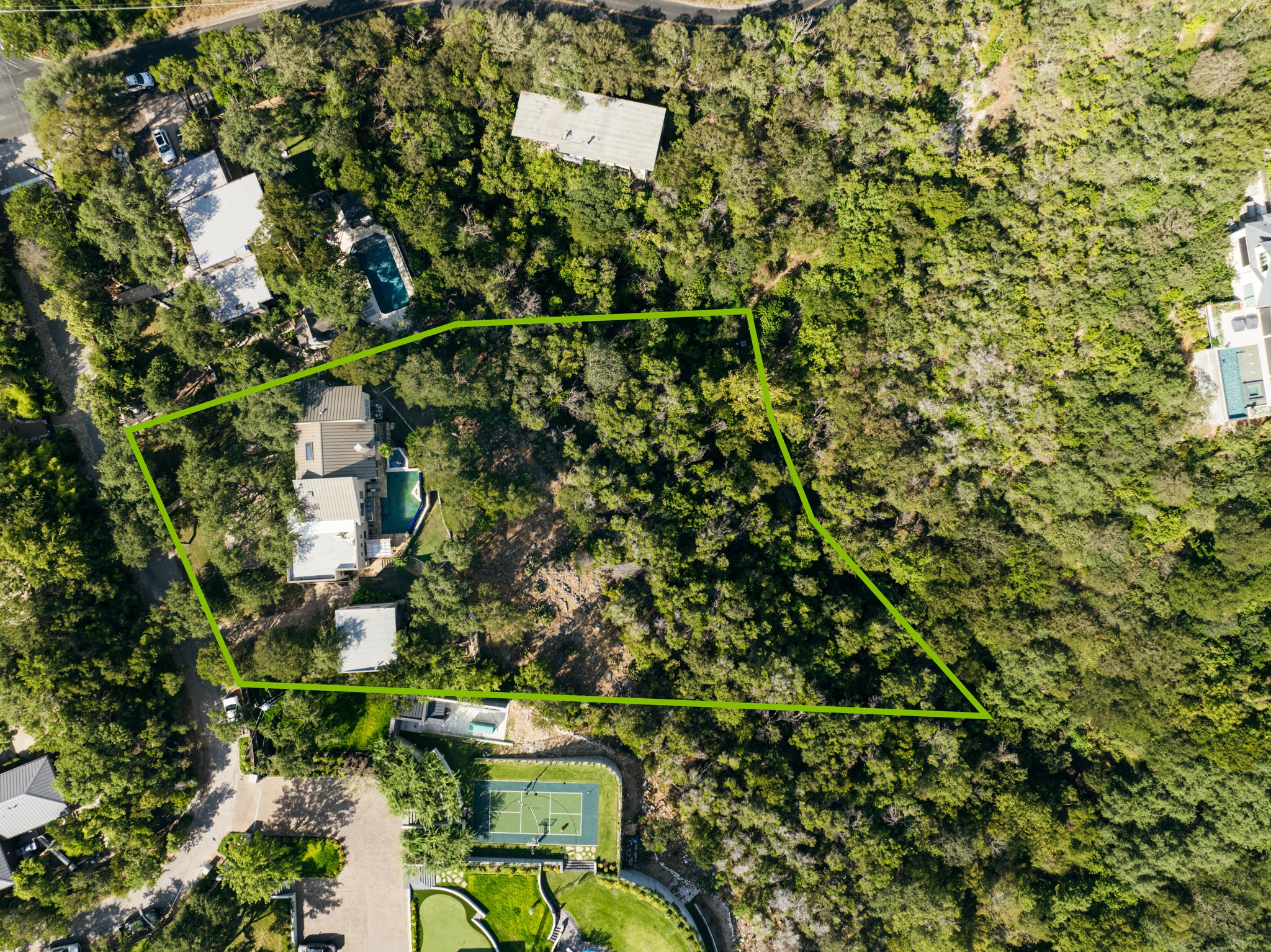main property photo 37
