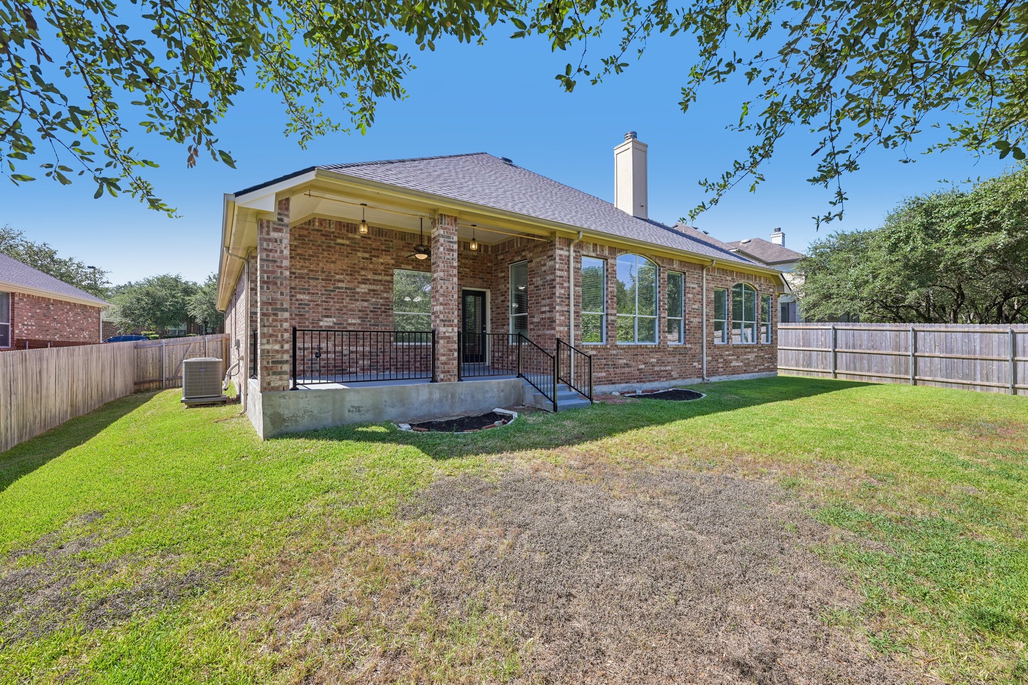 main property photo 34