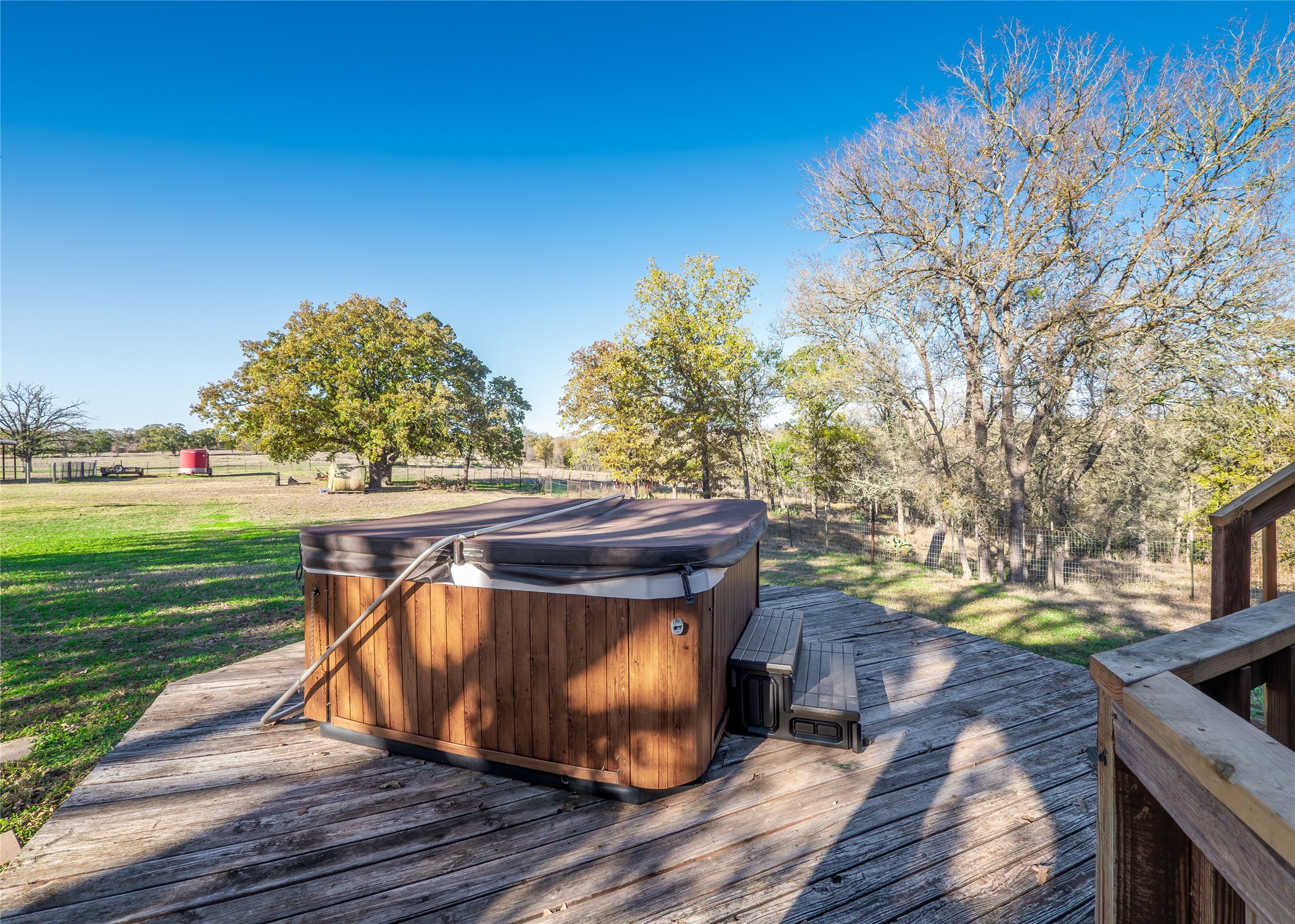 main property photo 21