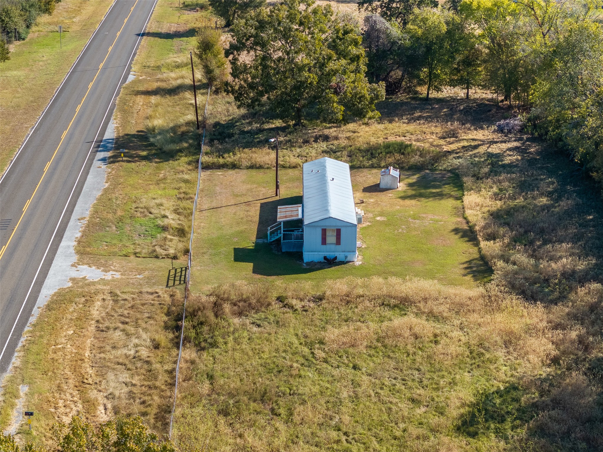 main property photo 10