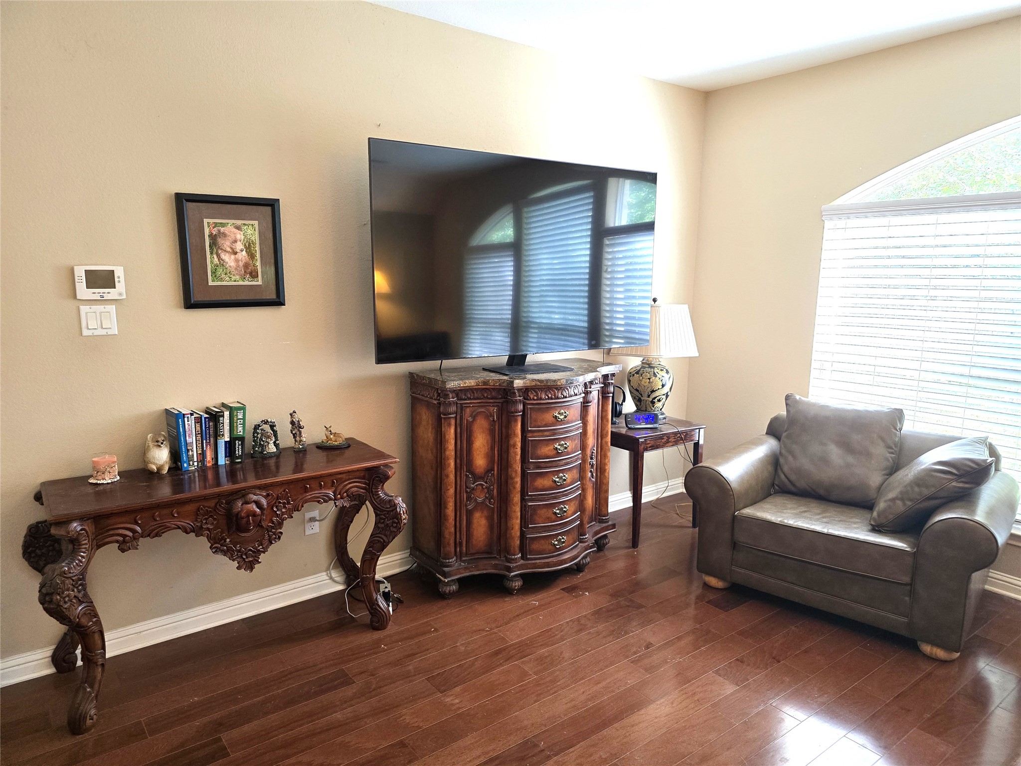 main property photo 19
