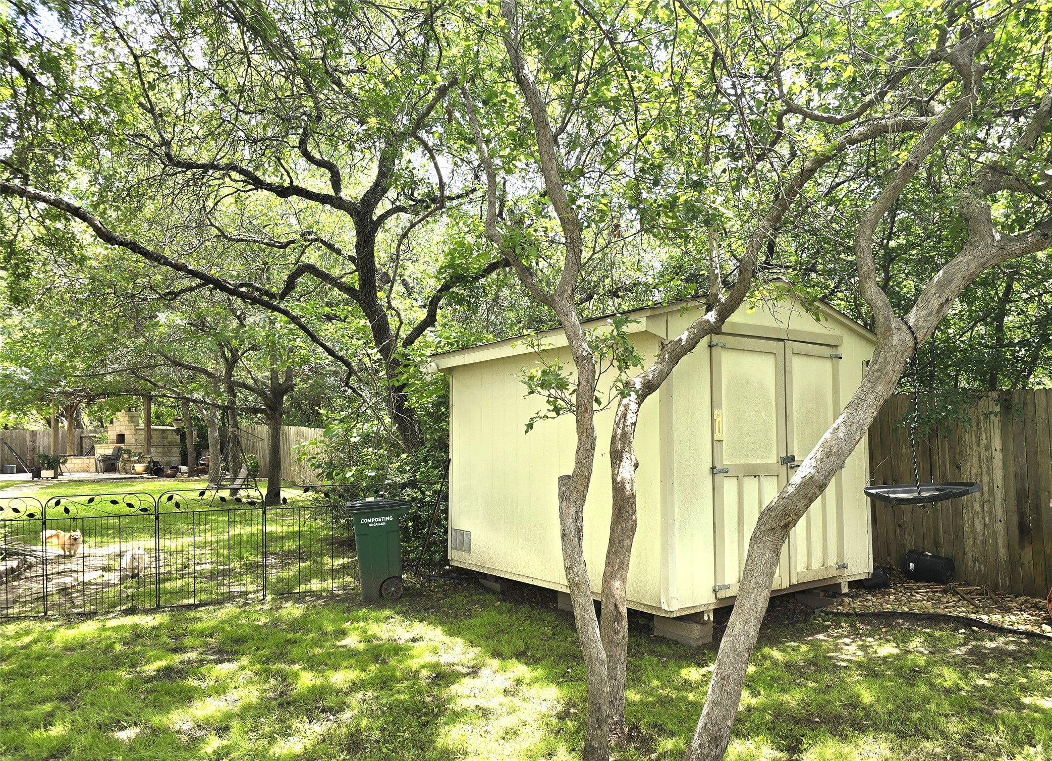 main property photo 29