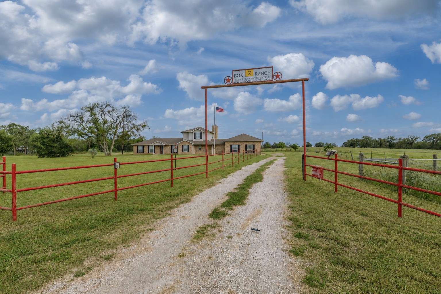 main property photo 4