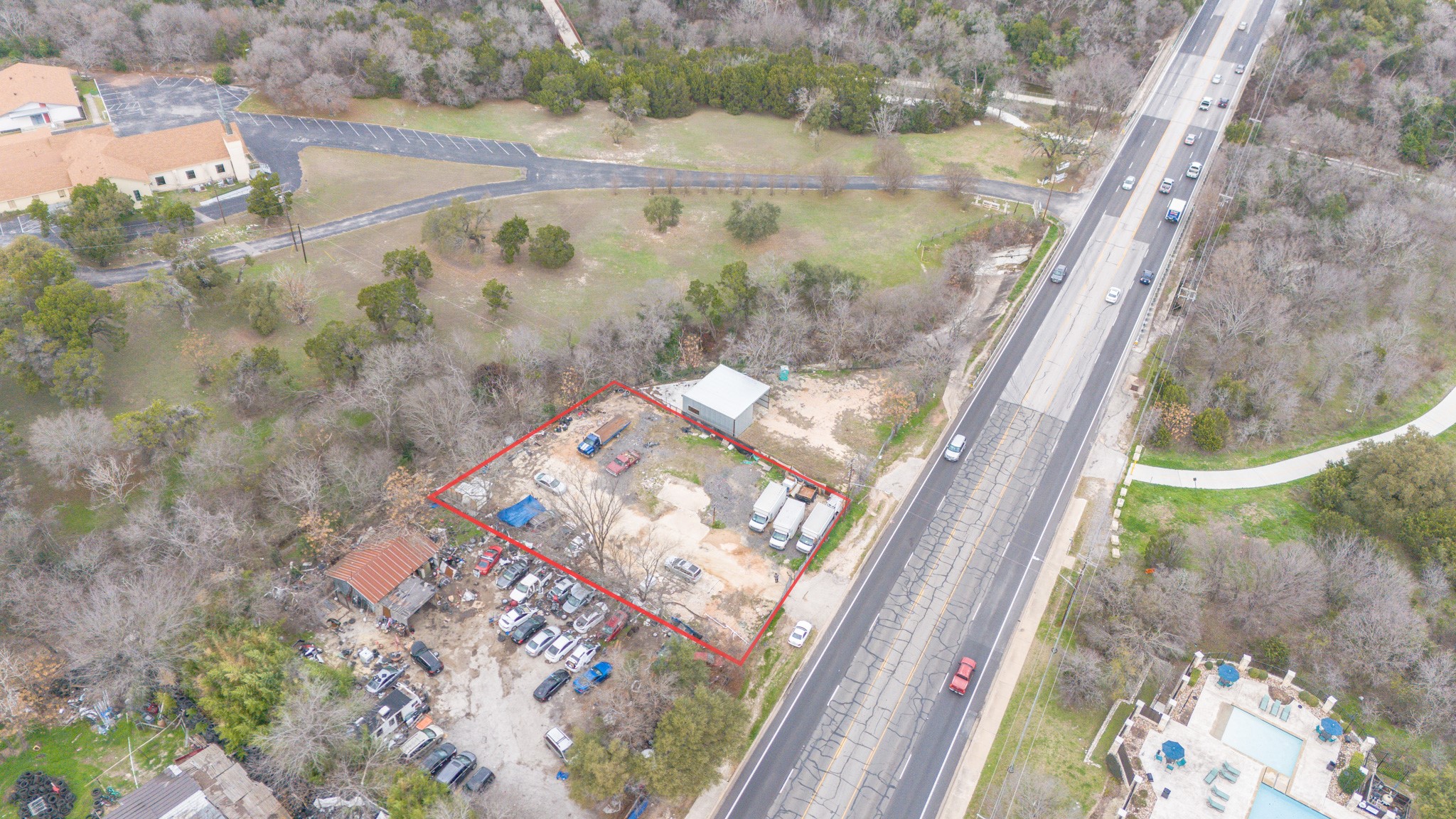 main property photo 11