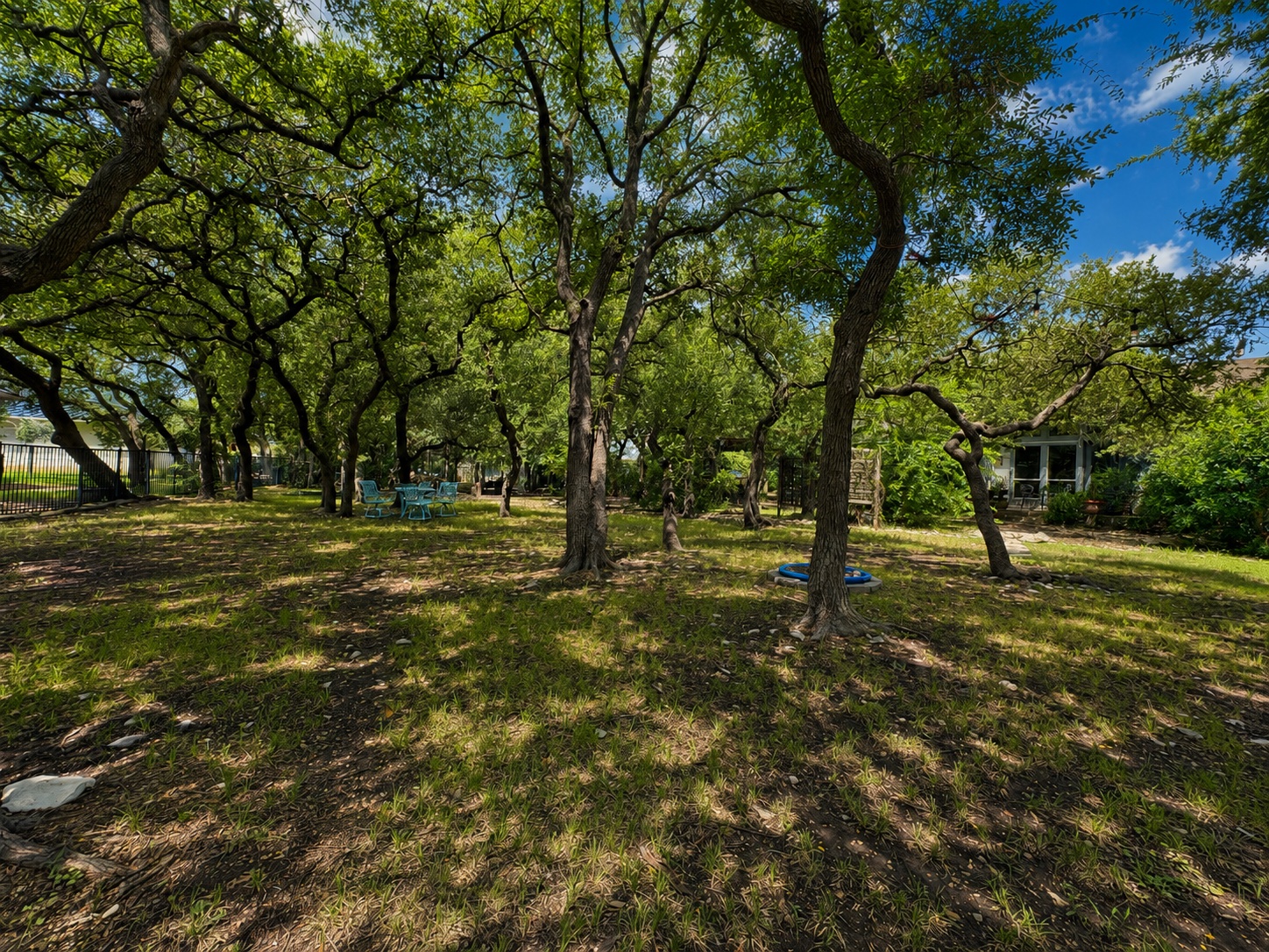 main property photo 7