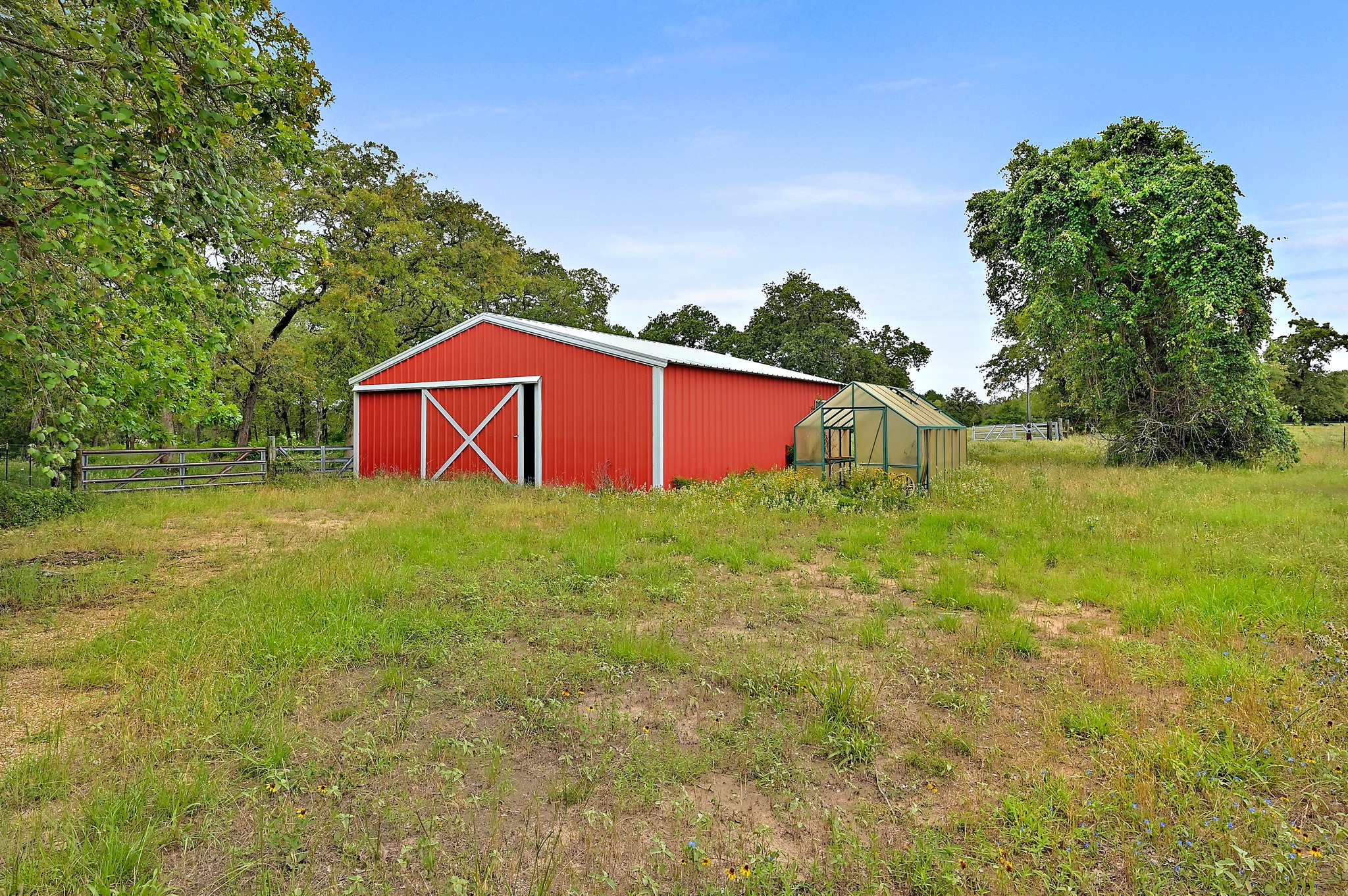 main property photo 26