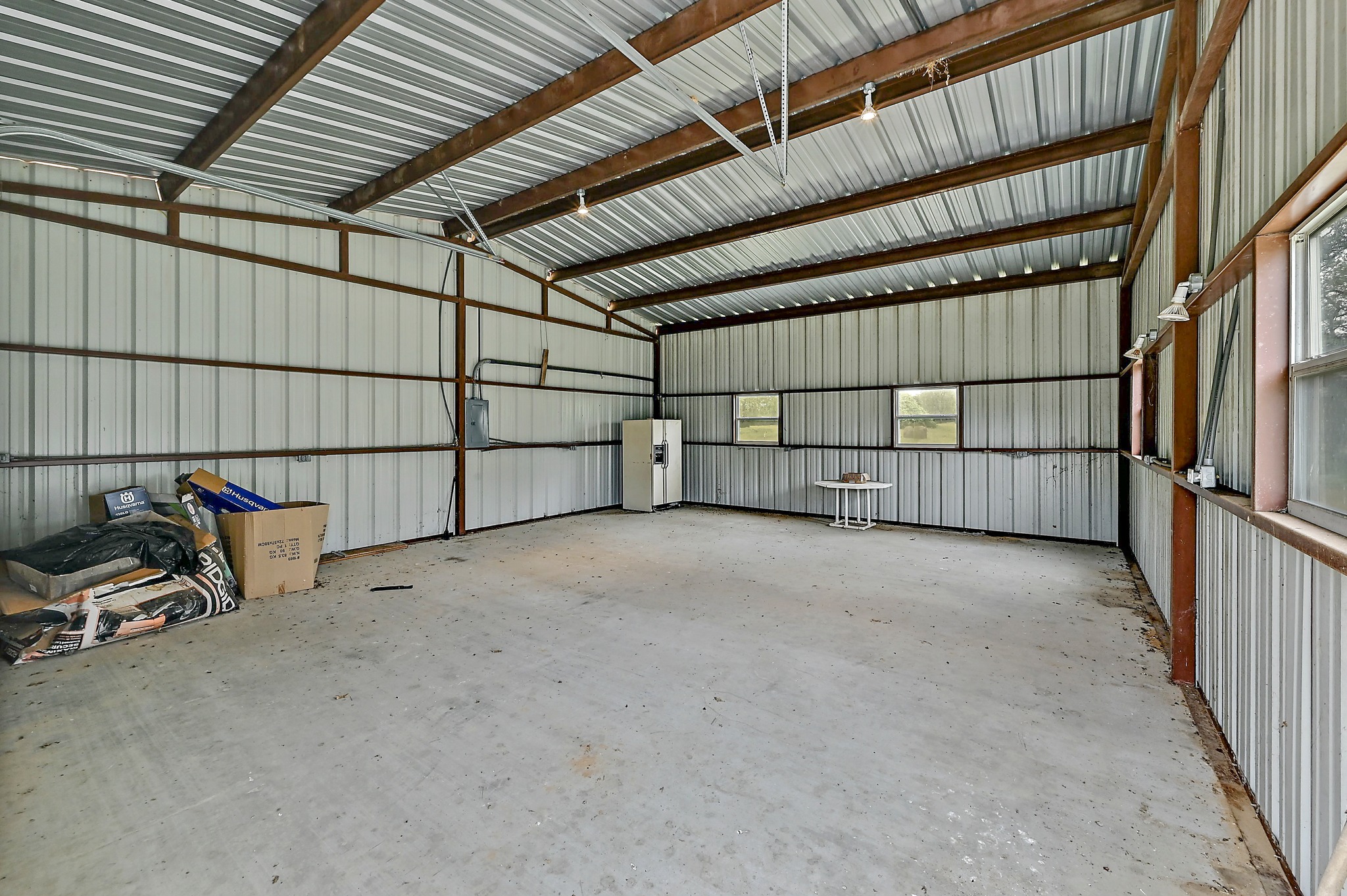 main property photo 29