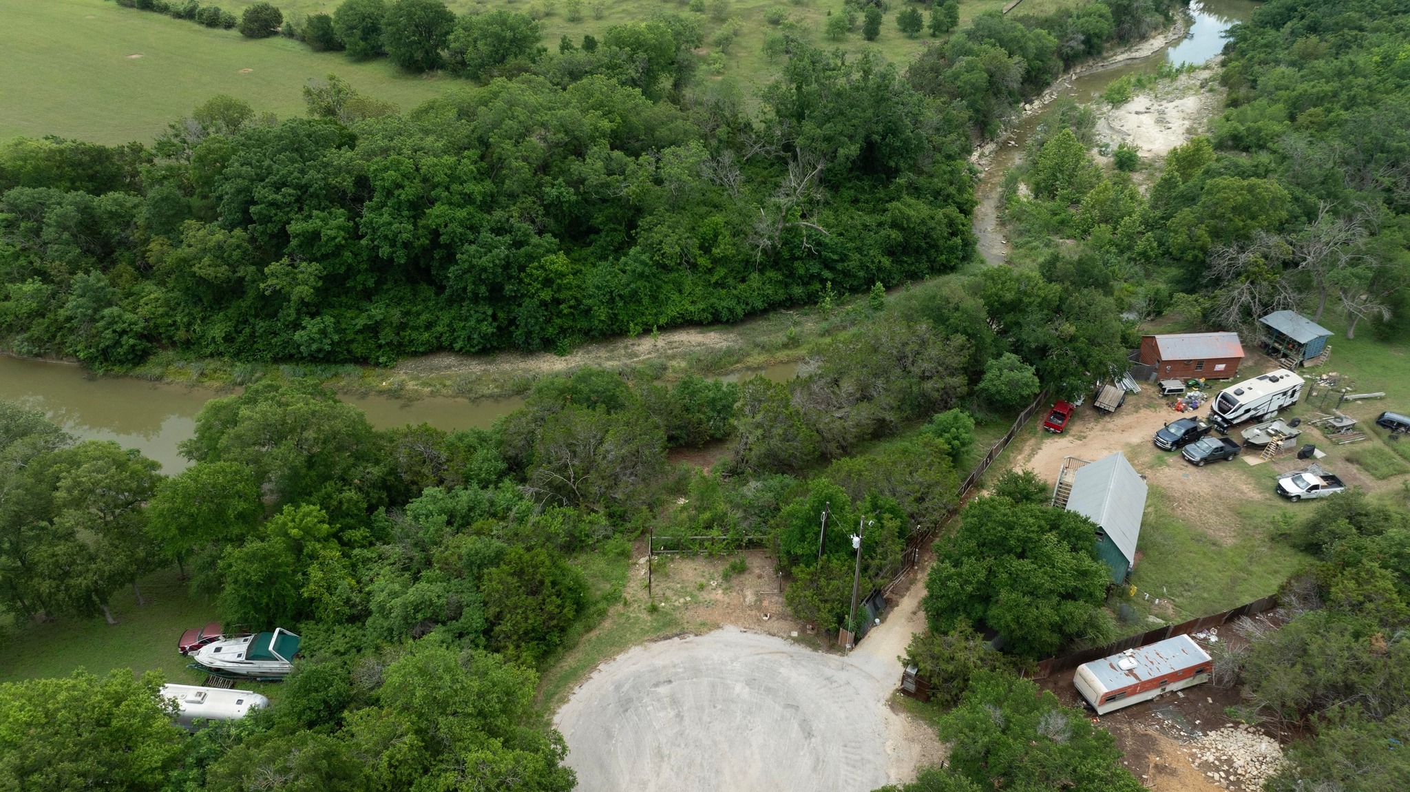 main property photo 18