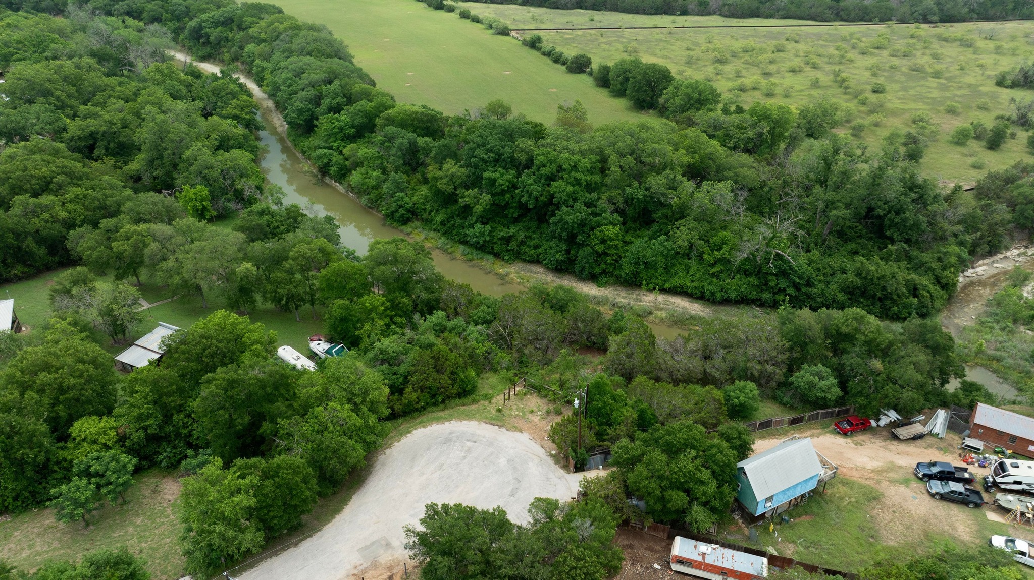 main property photo 19
