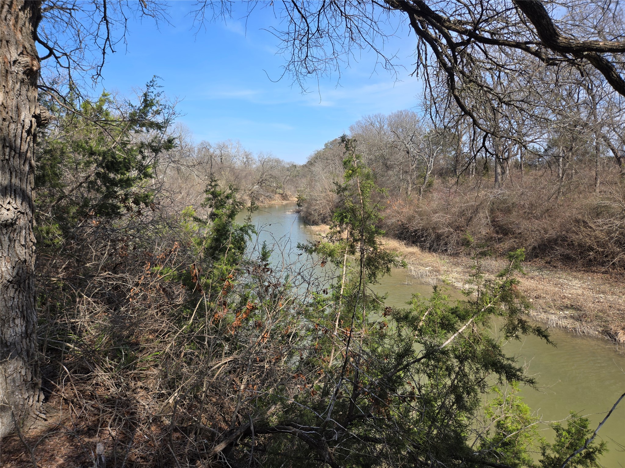 main property photo 33