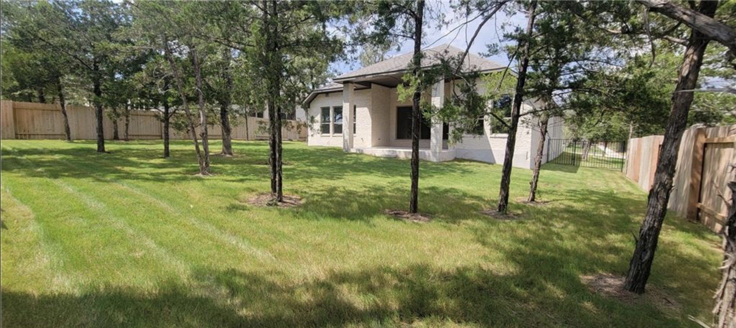 main property photo 32