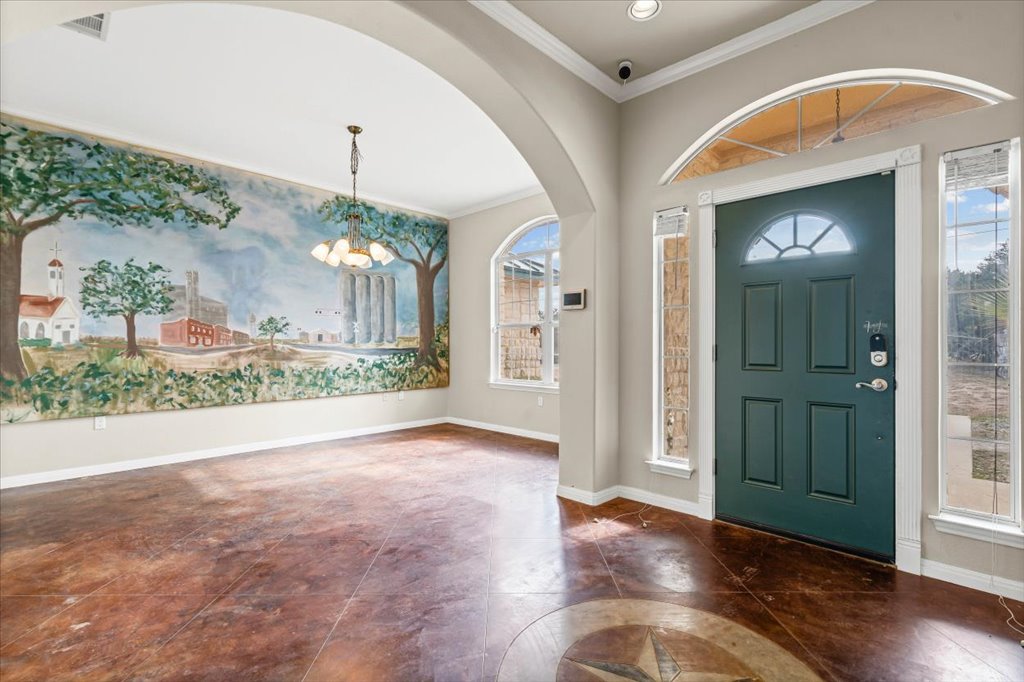 main property photo 5