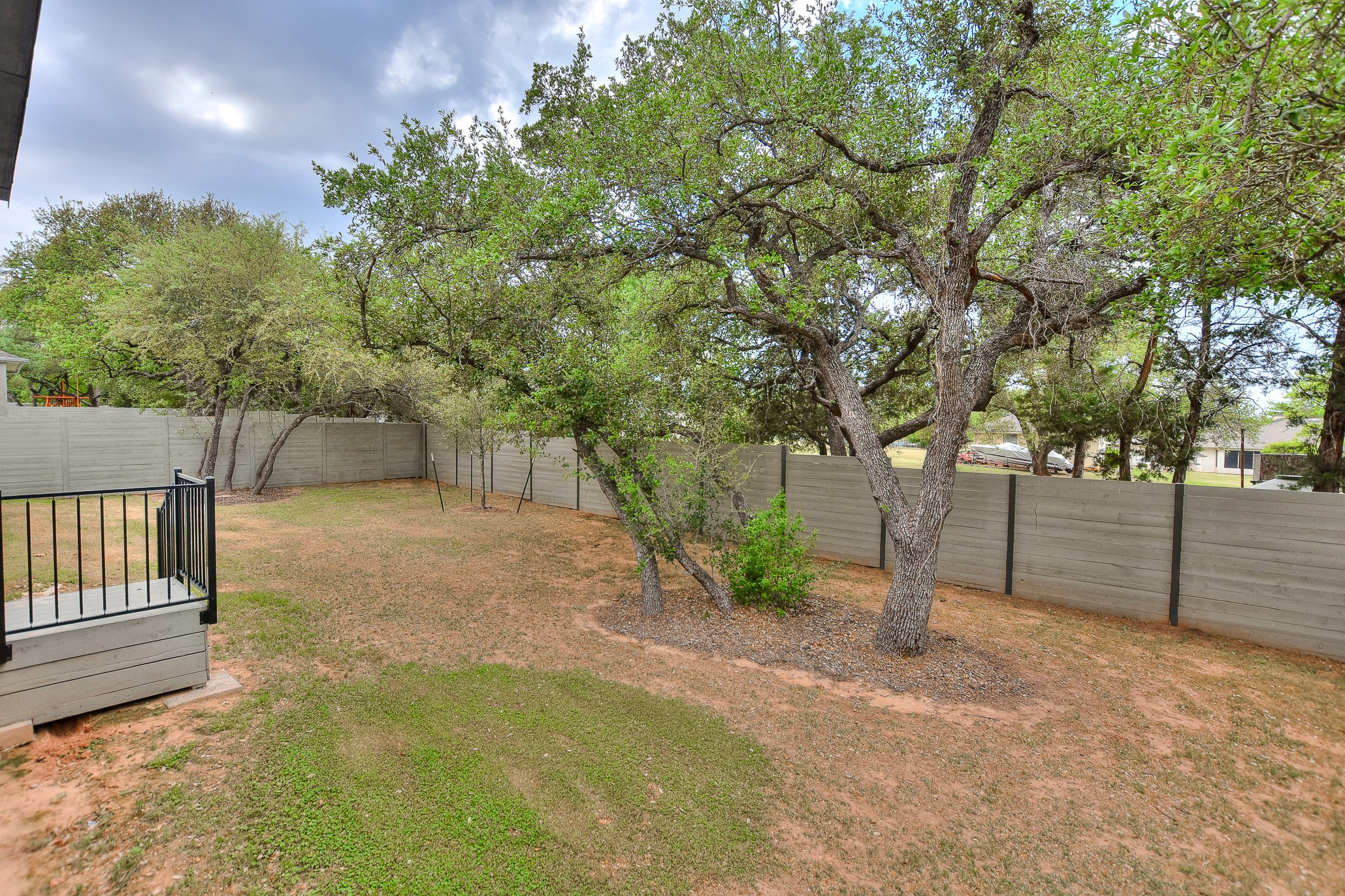 main property photo 36