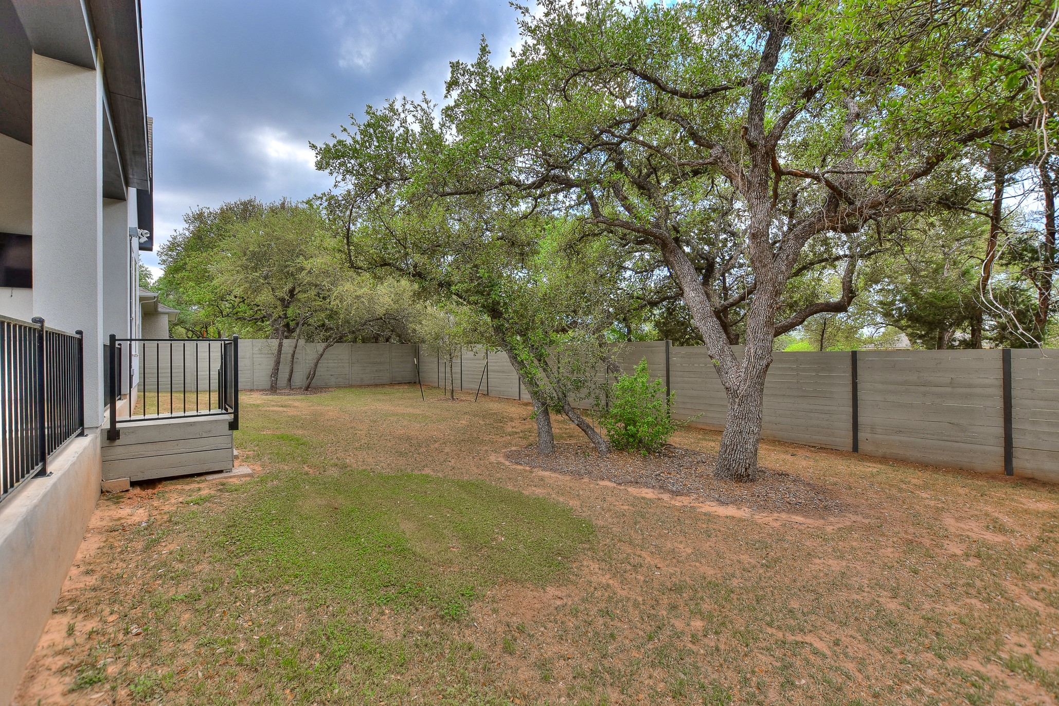 main property photo 37