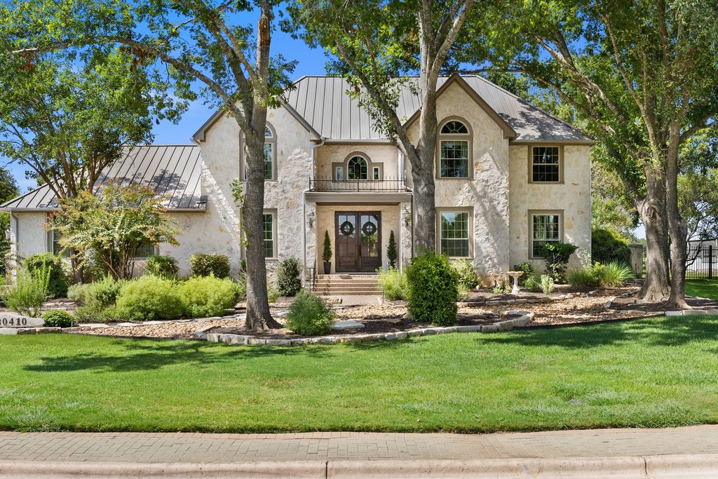 main property photo 39