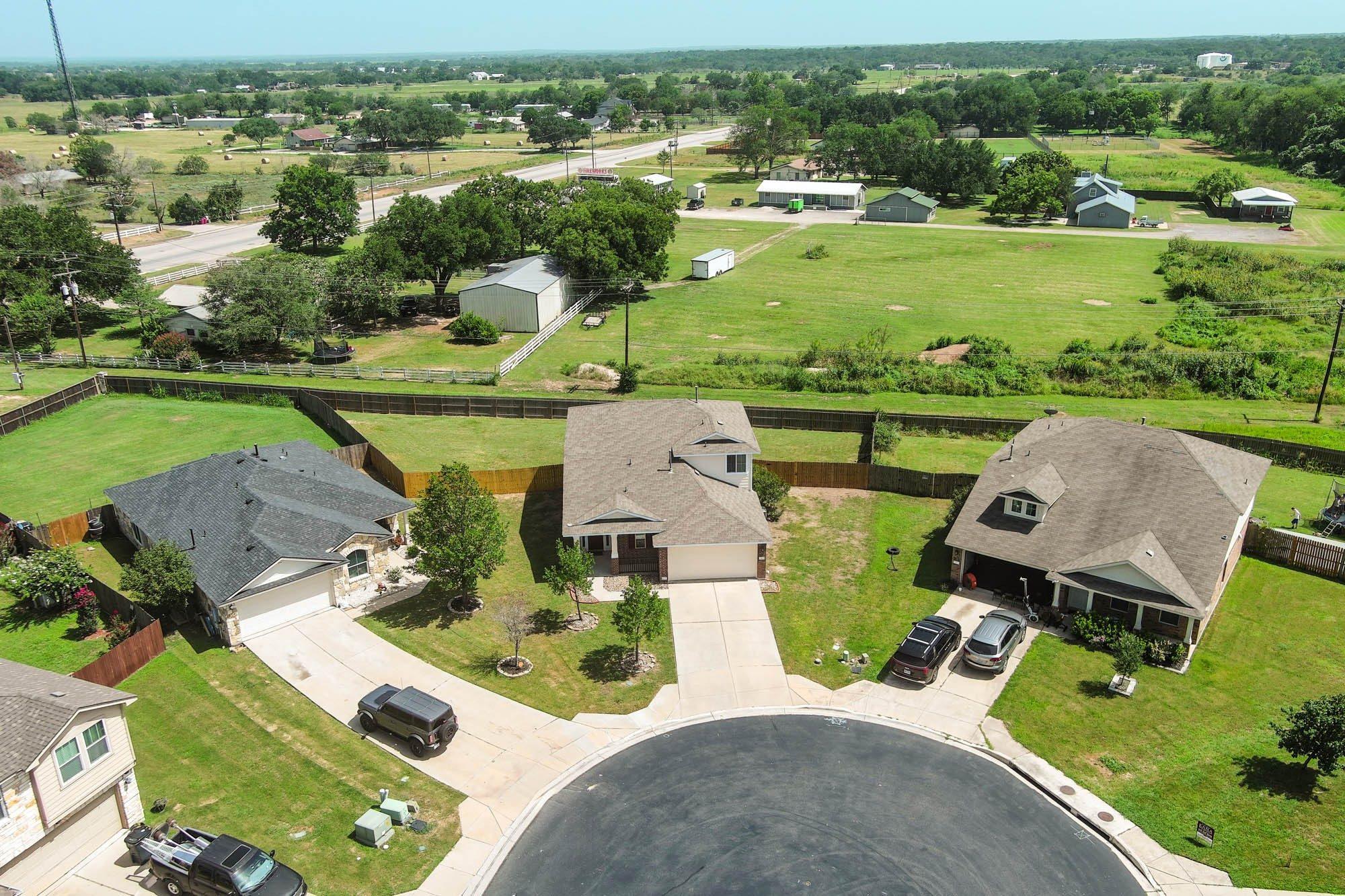 main property photo 33