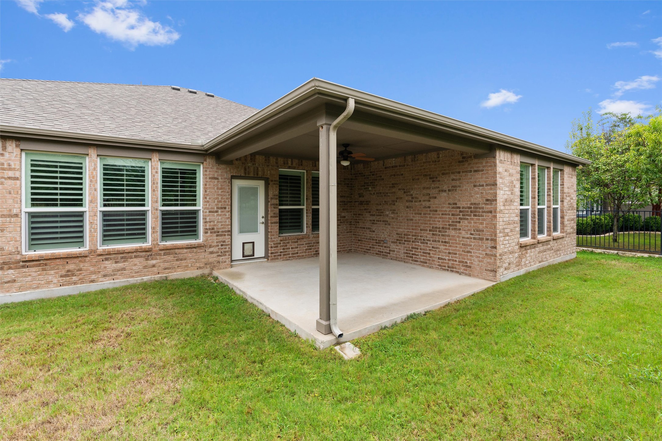 main property photo 36