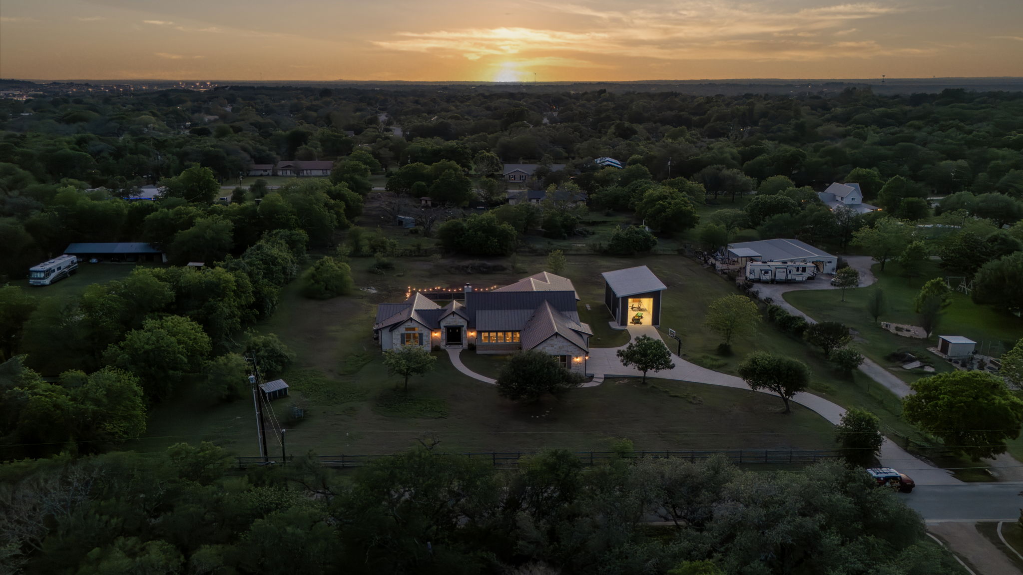 main property photo 39