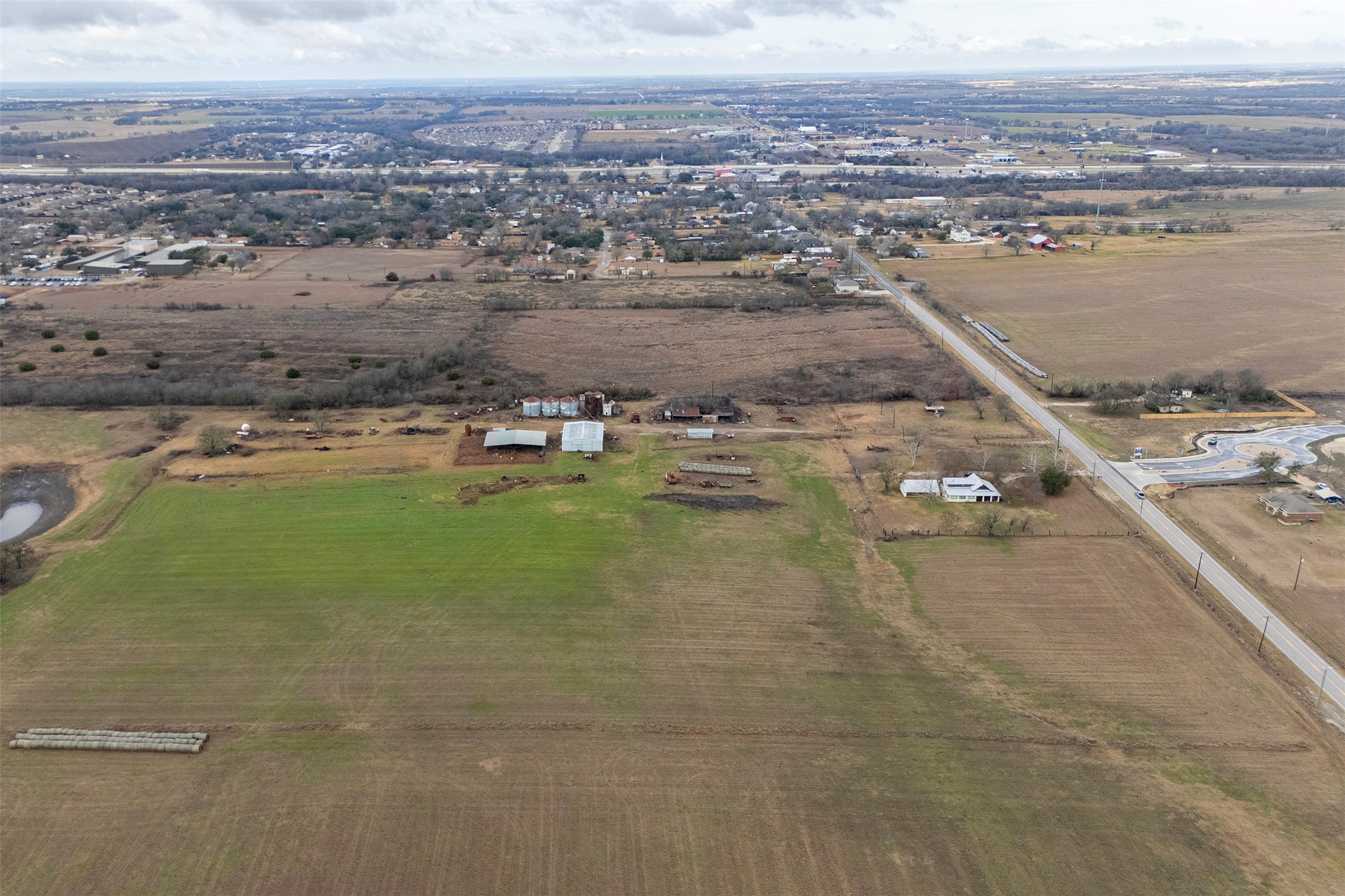 main property photo 16