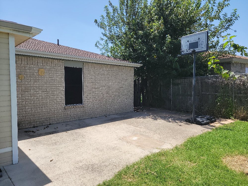 main property photo 22