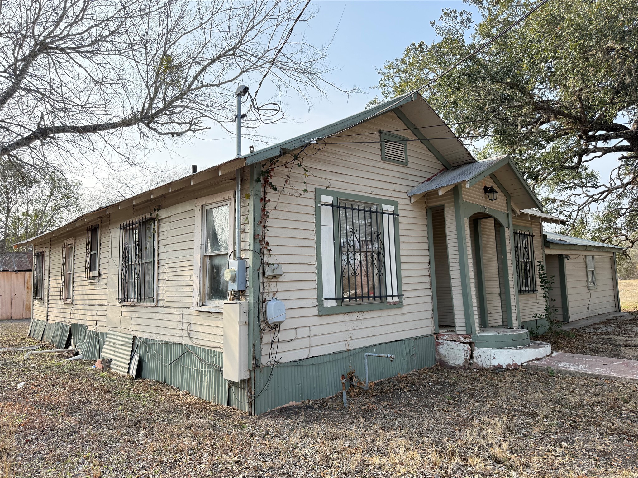 main property photo 1
