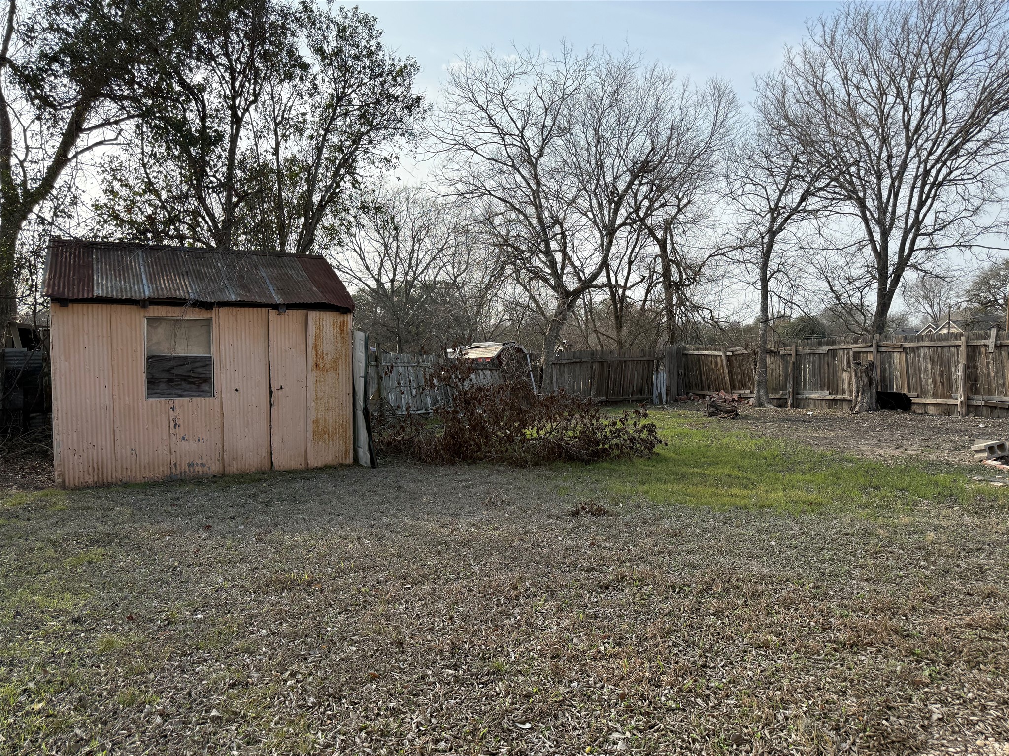 main property photo 14