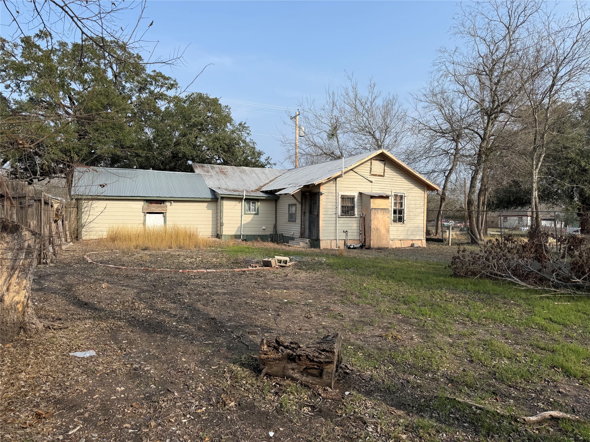 main property photo 2