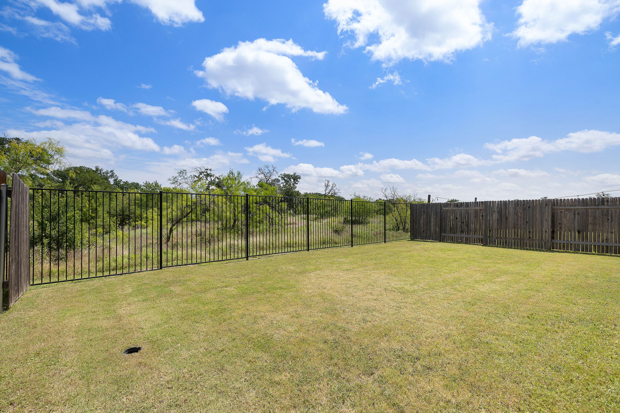 main property photo 21