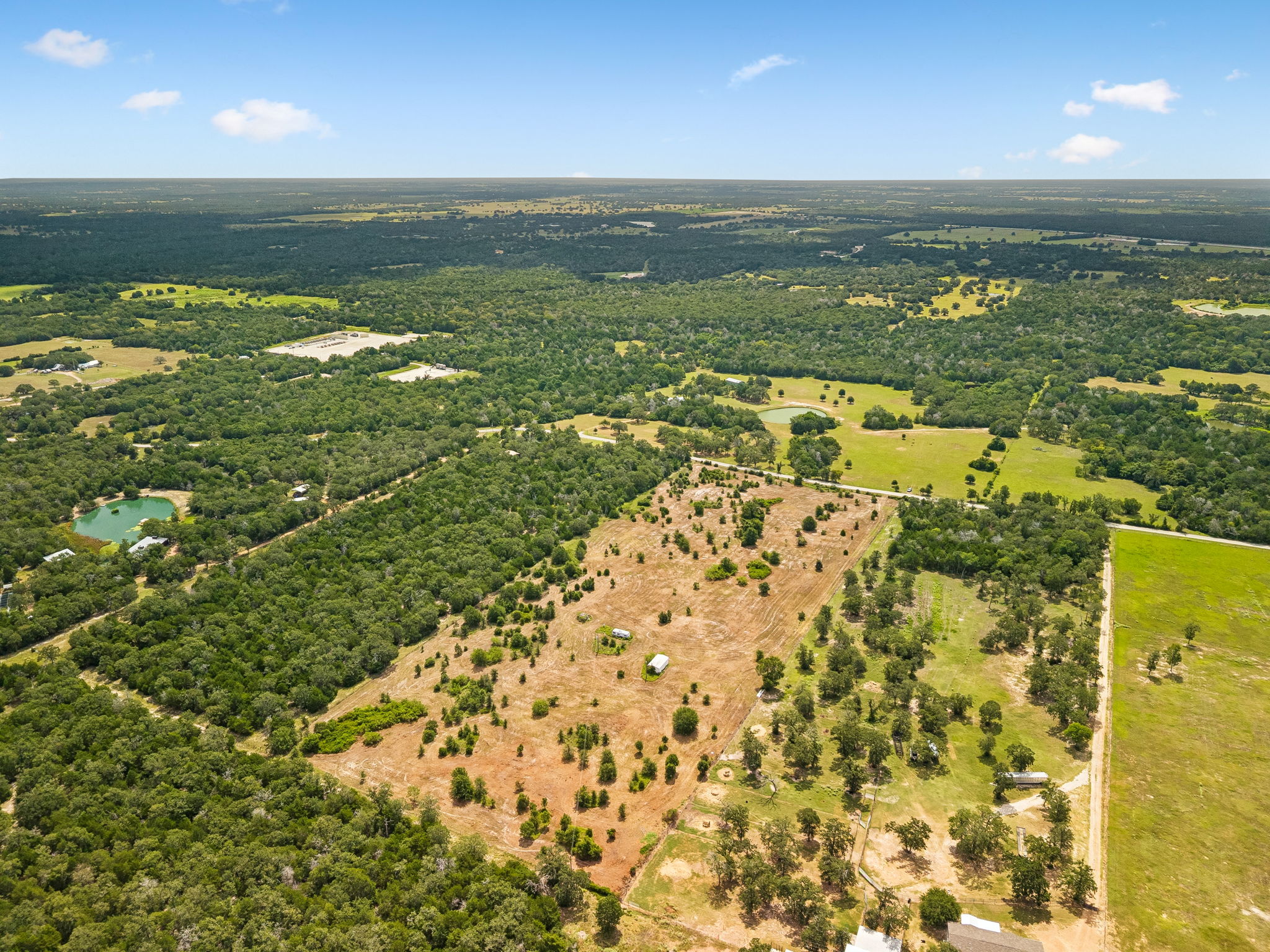 main property photo 11