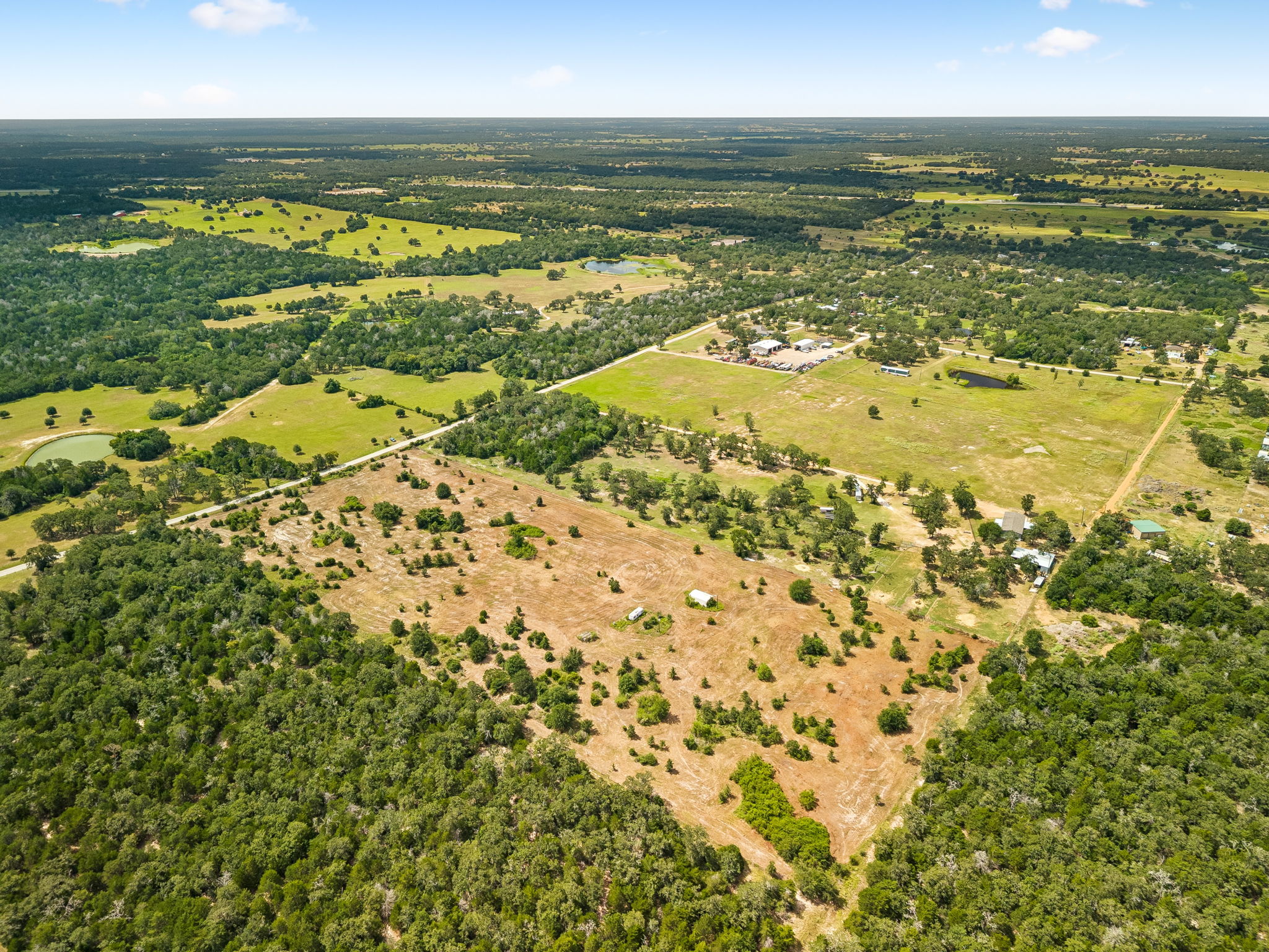 main property photo 9