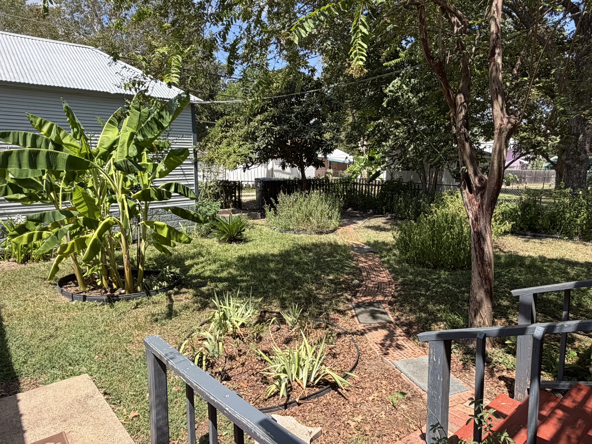 main property photo 8